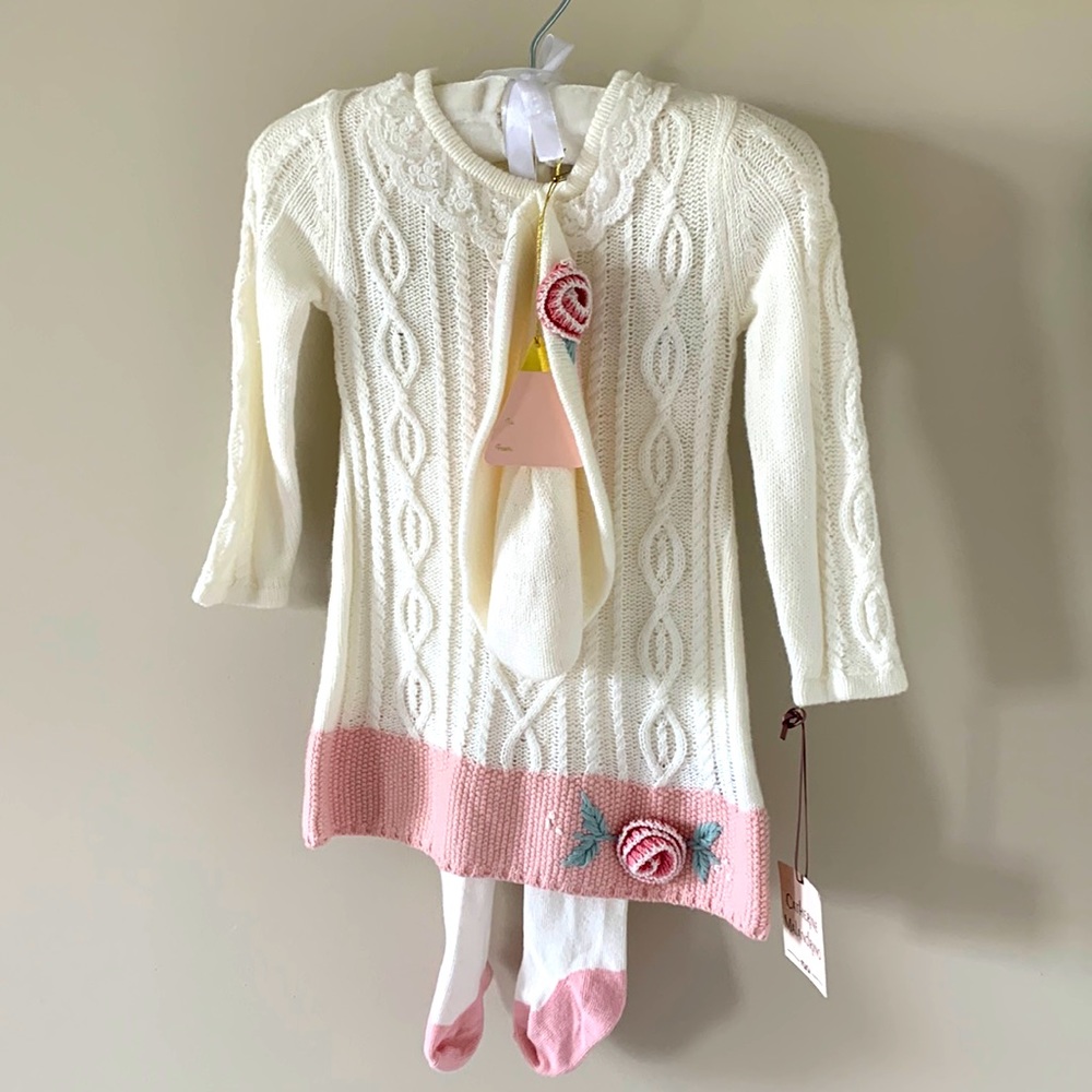 CATHERINE MALANDRINO BABY SWEATER DRESS WITH STOCKING & HAT BRAND NEW!!